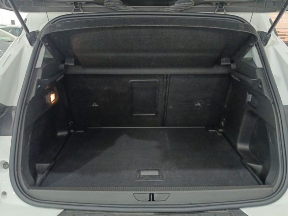 Opel Grandland X usata a Catania (12)