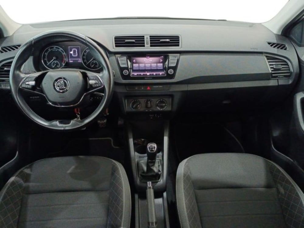 Skoda Fabia usata a Catania (7)