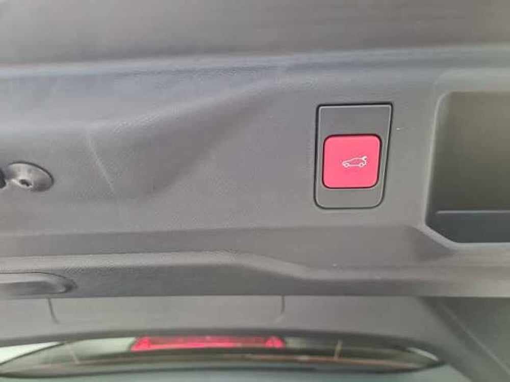 Peugeot 5008 usata a Brescia (9)