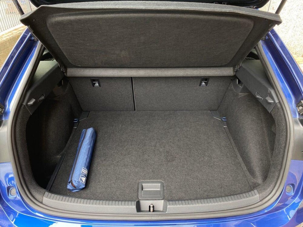 Volkswagen Taigo usata a Torino (9)