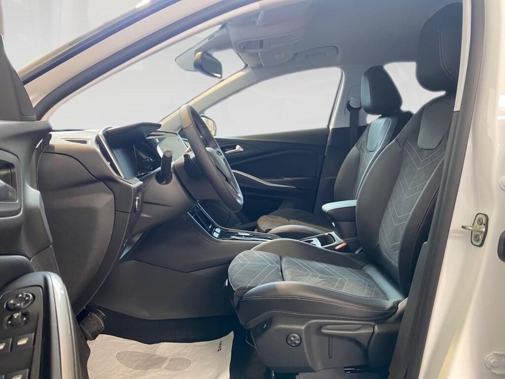 Opel Grandland nuova a Torino (7)