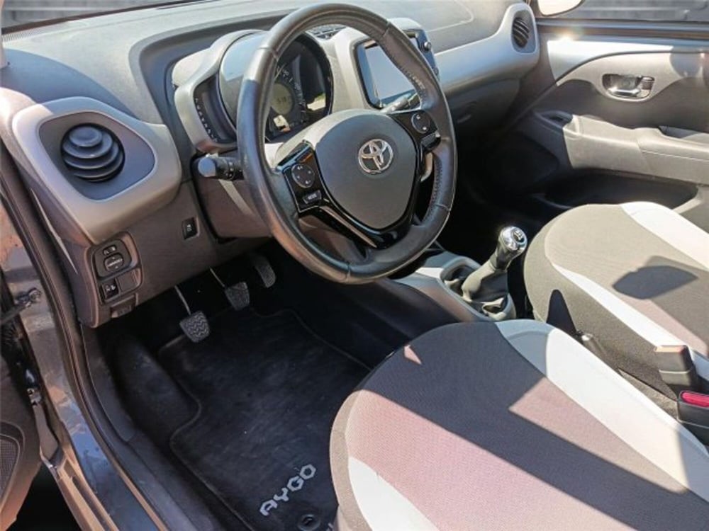 Toyota Aygo usata a Bari (10)