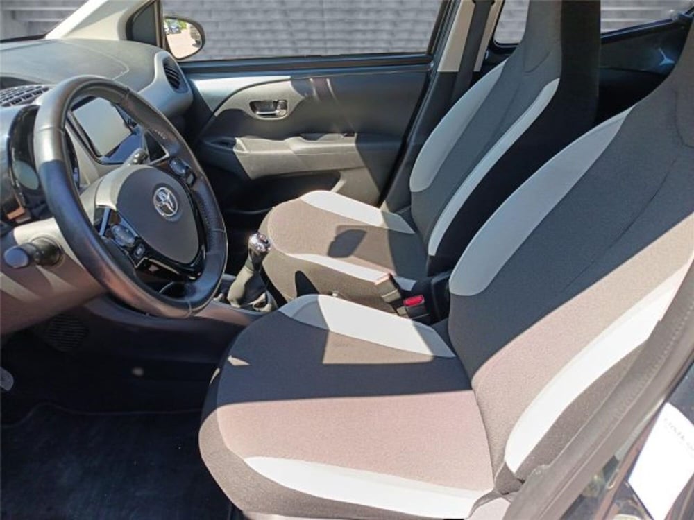 Toyota Aygo usata a Bari (11)