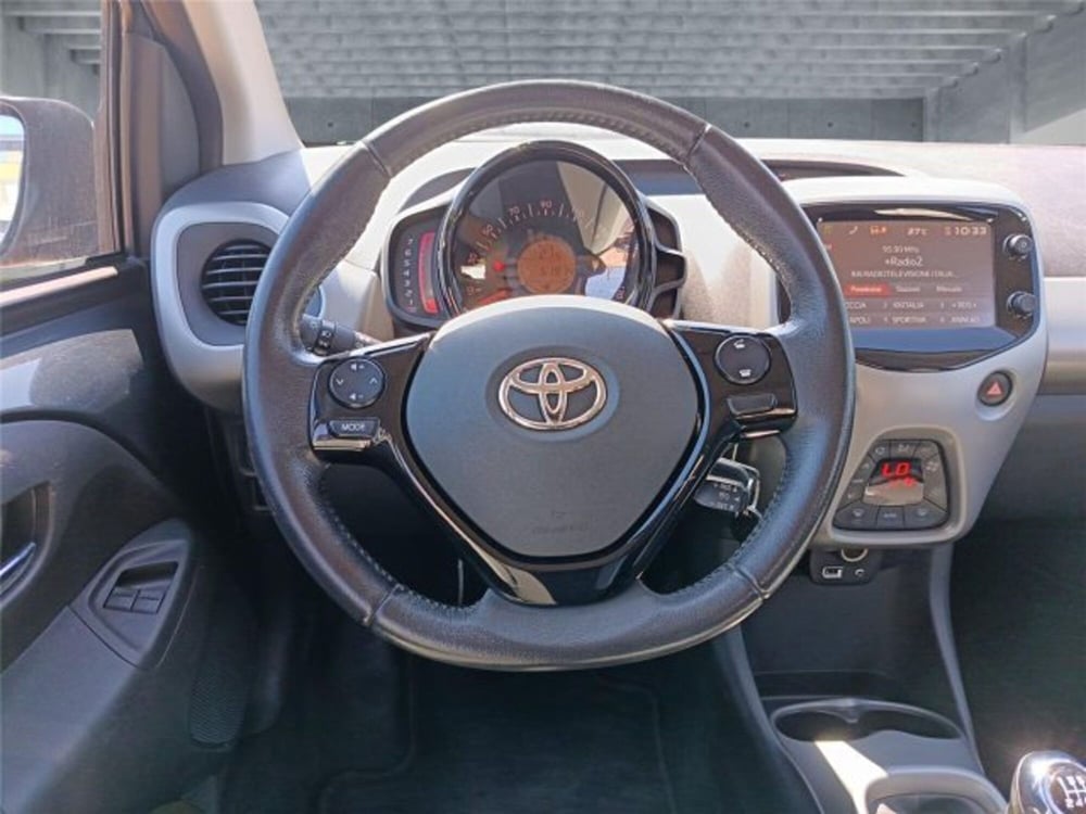 Toyota Aygo usata a Bari (14)