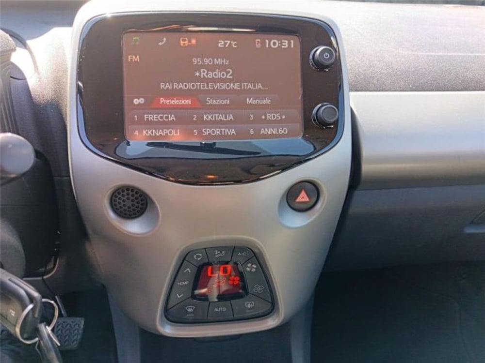 Toyota Aygo usata a Bari (18)