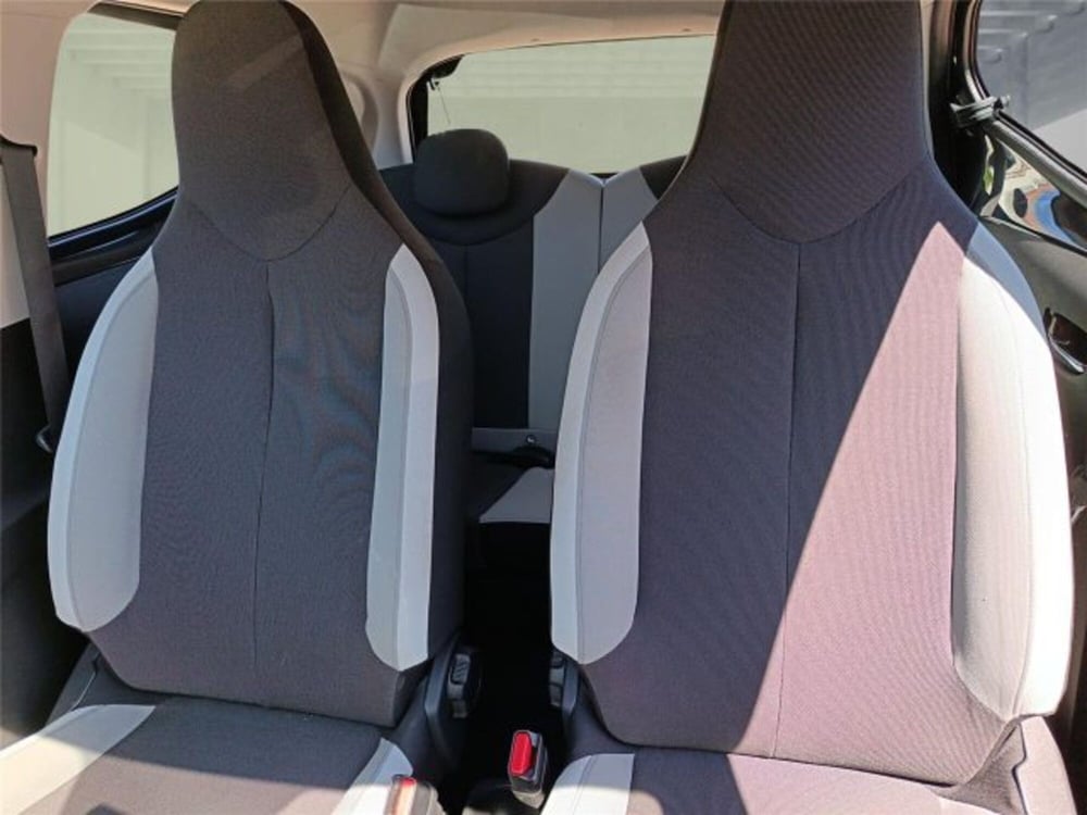 Toyota Aygo usata a Bari (20)