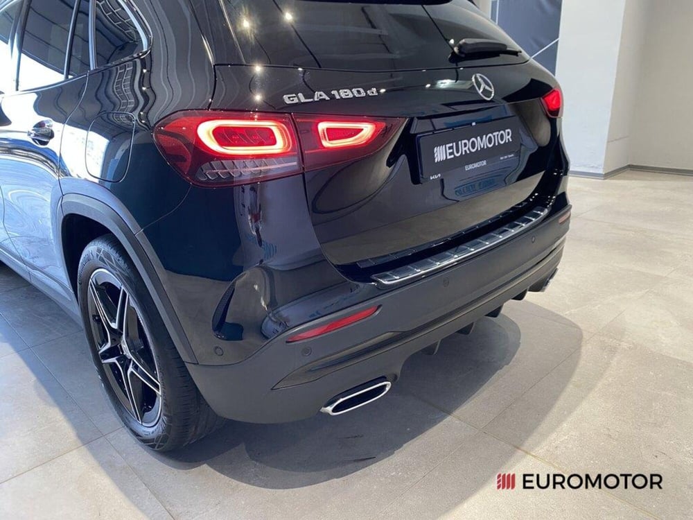 Mercedes-Benz GLA SUV usata a Bari (10)