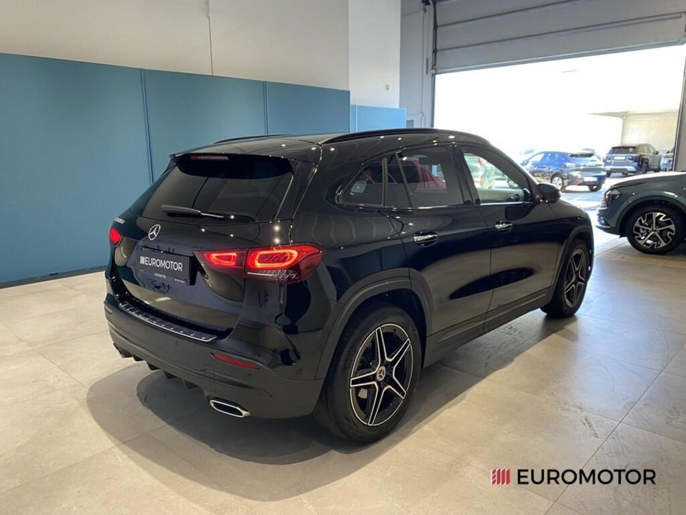 Mercedes-Benz GLA SUV usata a Bari (7)