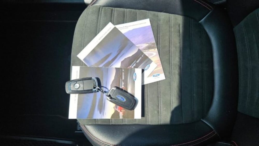 Ford Kuga usata a Lucca (8)