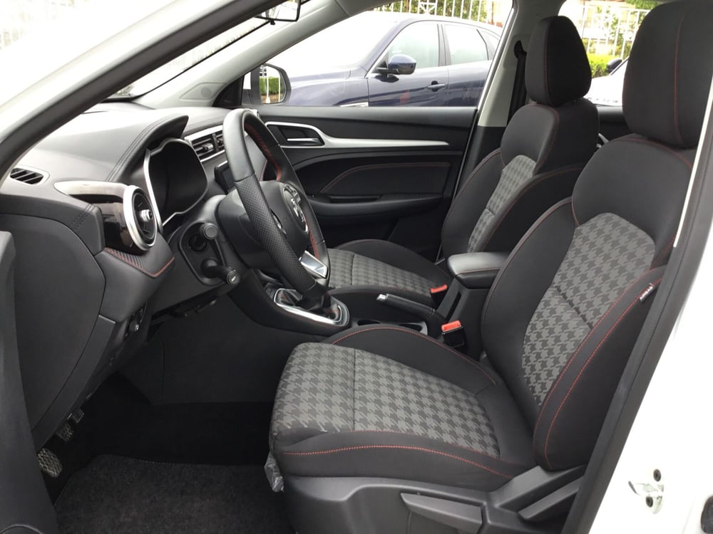 Mg ZS usata a Napoli (5)