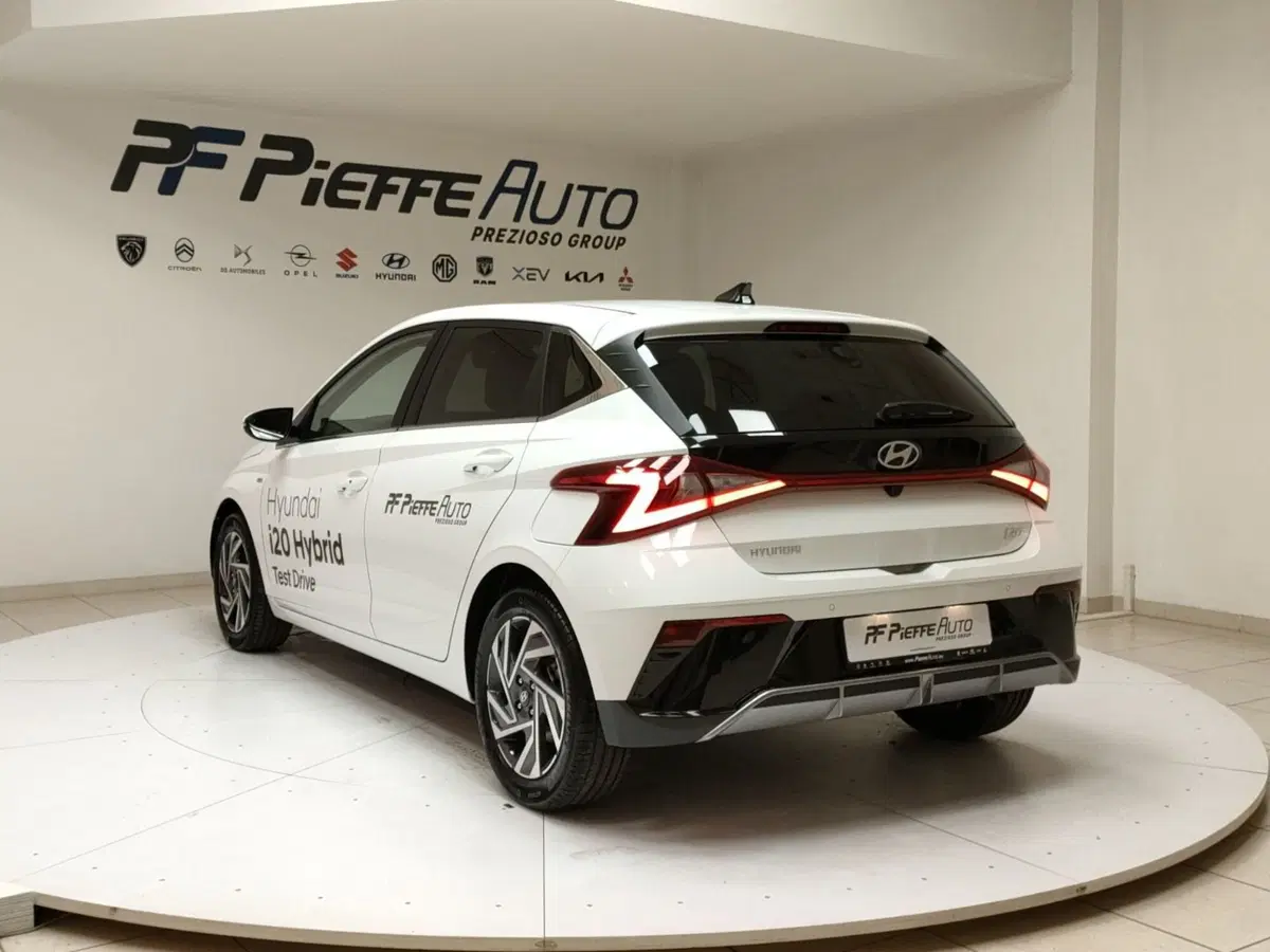 Hyundai i20 nuova a L'Aquila (3)