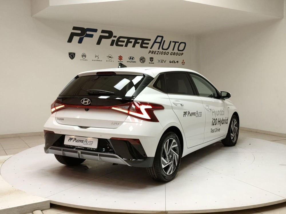Hyundai i20 nuova a L'Aquila (4)