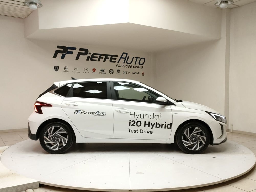 Hyundai i20 nuova a L'Aquila (5)