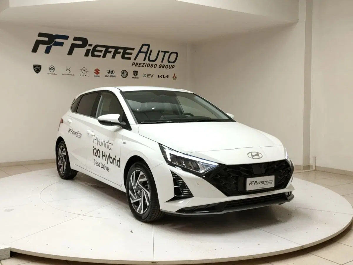 Hyundai i20 nuova a L'Aquila (6)
