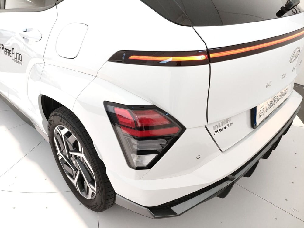 Hyundai Kona nuova a L'Aquila (8)