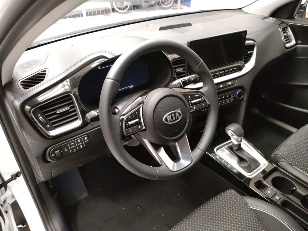 Kia XCeed nuova a Teramo (11)