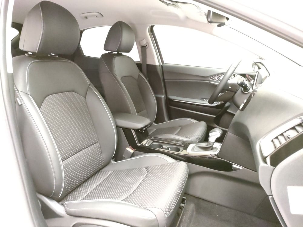 Kia XCeed nuova a Teramo (15)