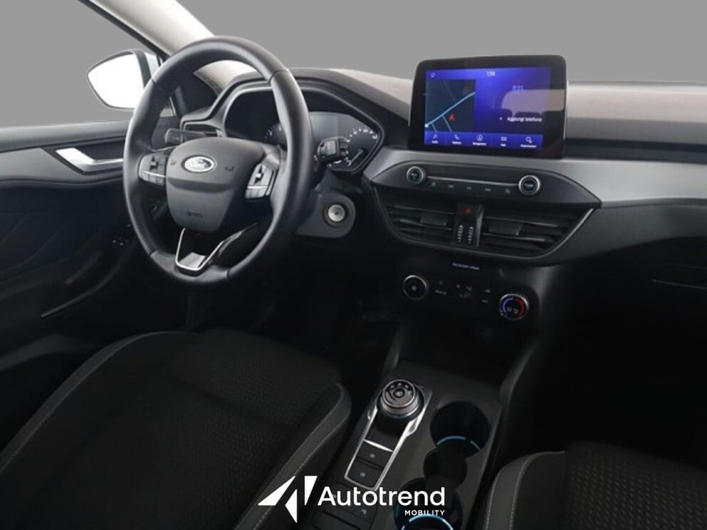 Ford Focus Station Wagon usata a Bari (4)