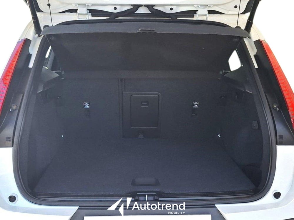 Volvo XC40 usata a Bari (18)
