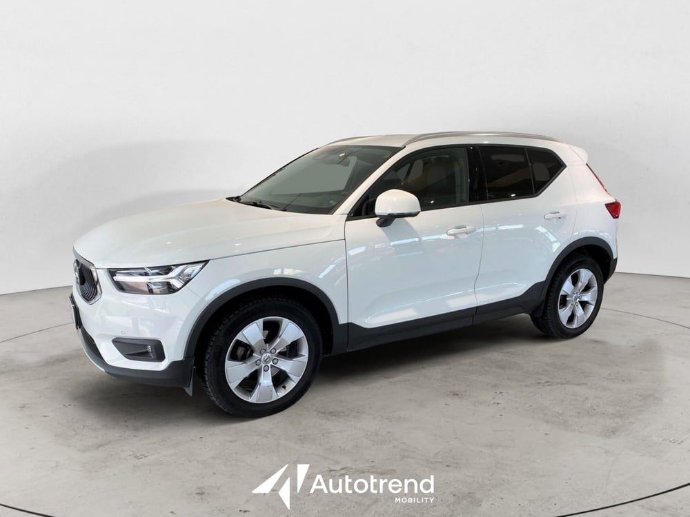 Volvo XC40 usata a Bari (4)