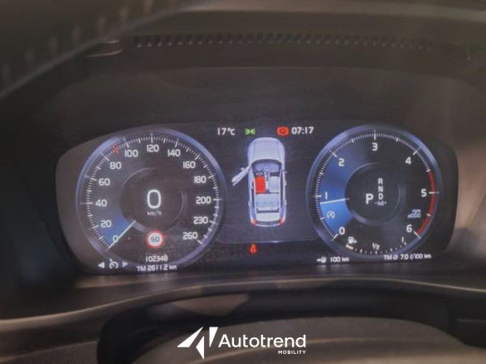 Volvo XC40 usata a Bari (5)