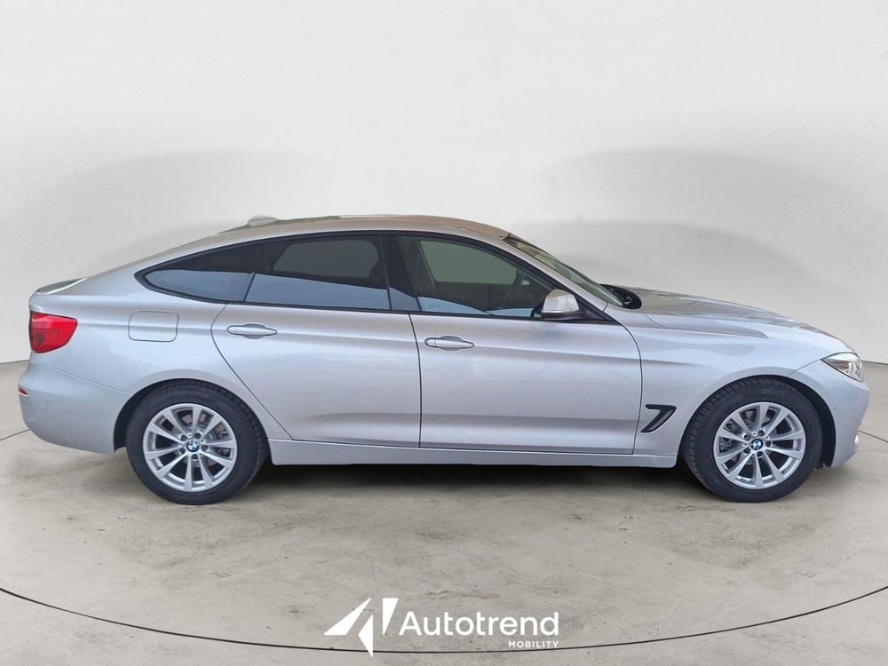 BMW Serie 6 Gran Turismo usata a Bari (5)