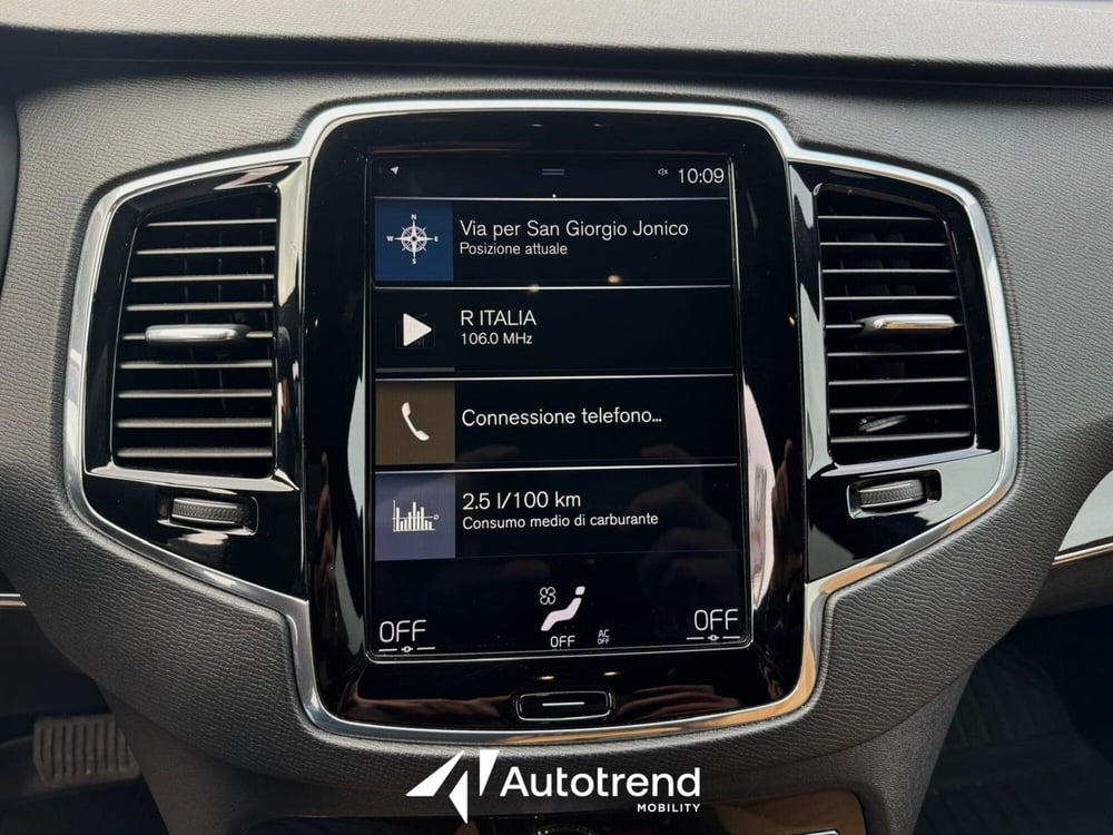 Volvo XC90 usata a Bari (8)