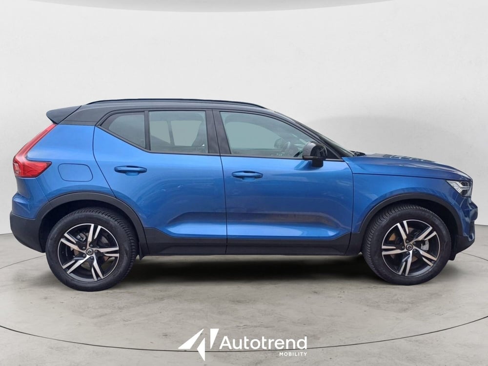 Volvo XC40 usata a Bari (5)