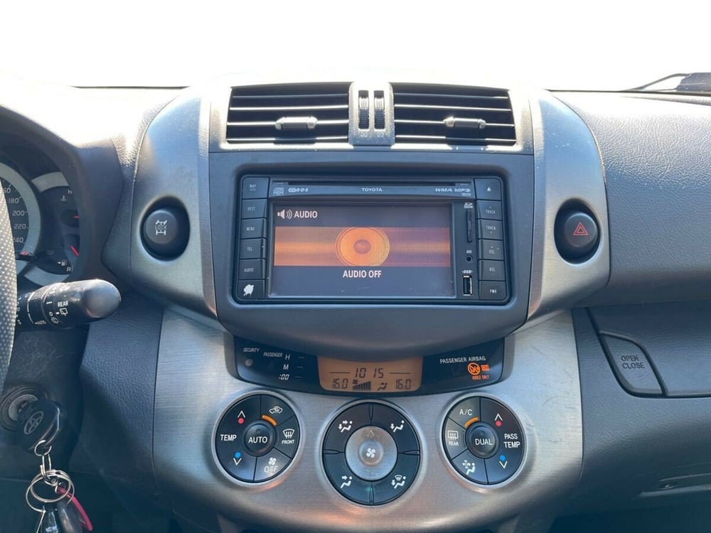 Toyota Rav4 usata a Sondrio (13)