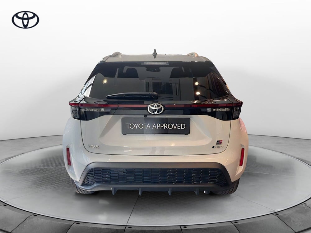 Toyota Yaris Cross usata a Como (4)