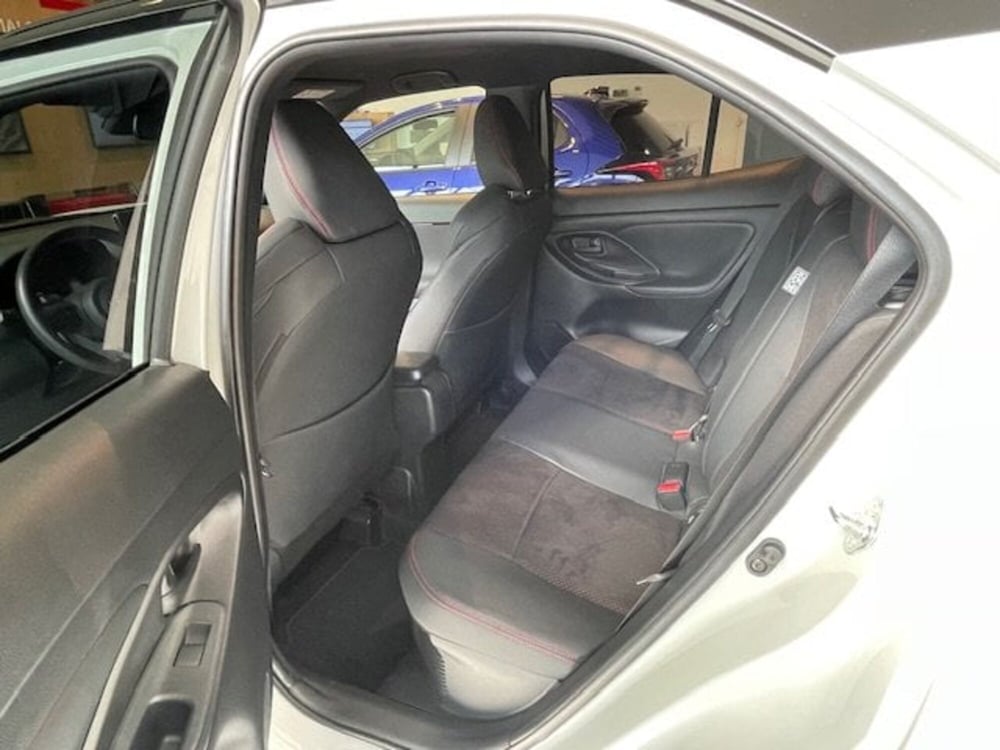 Toyota Yaris Cross usata a Como (7)