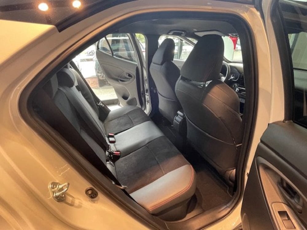 Toyota Yaris Cross usata a Como (9)