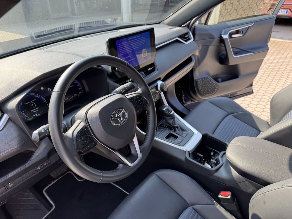 Toyota Rav4 usata a Como (11)