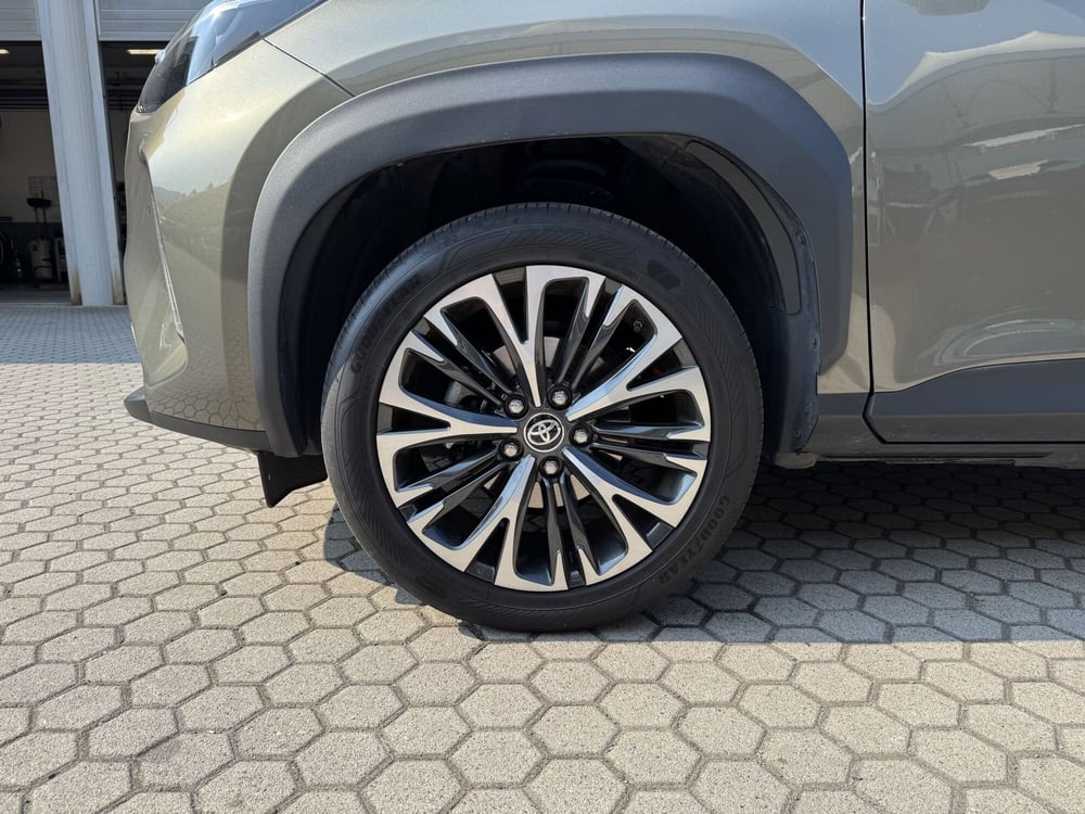 Toyota Yaris Cross usata a Como (11)
