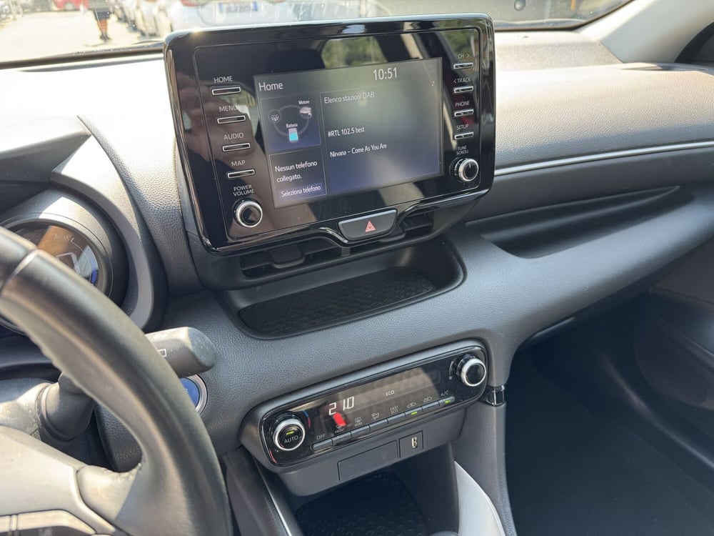 Toyota Yaris usata a Como (11)