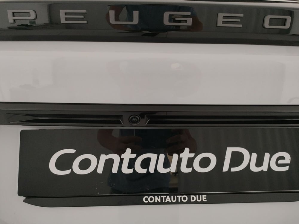 Peugeot 2008 nuova a Caserta (10)