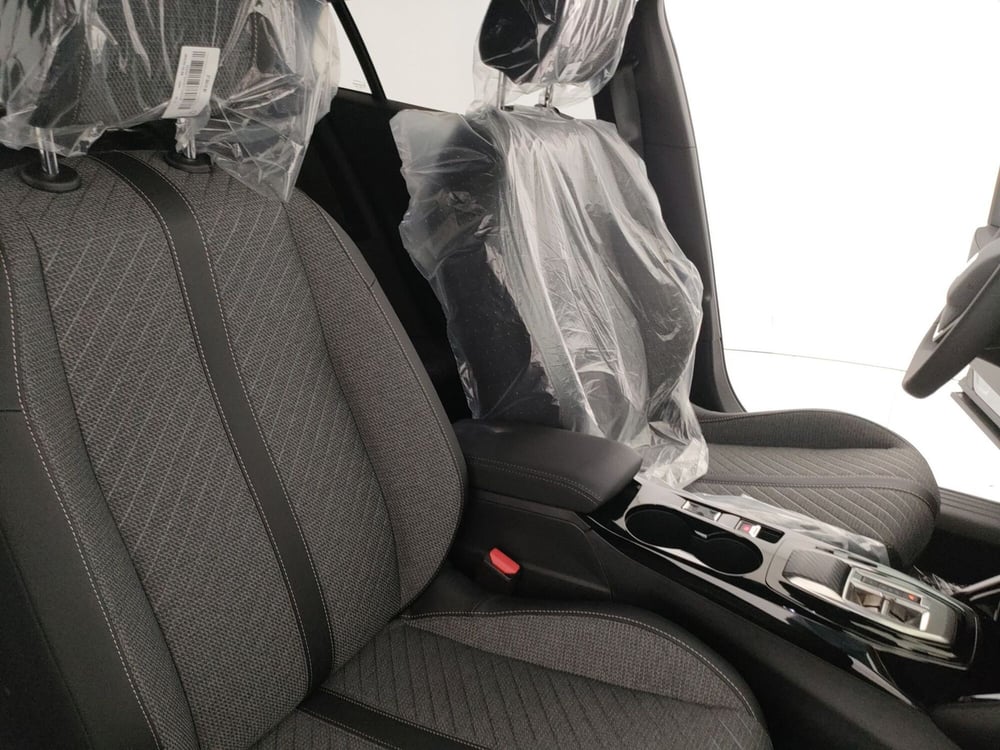 Peugeot 2008 nuova a Caserta (16)