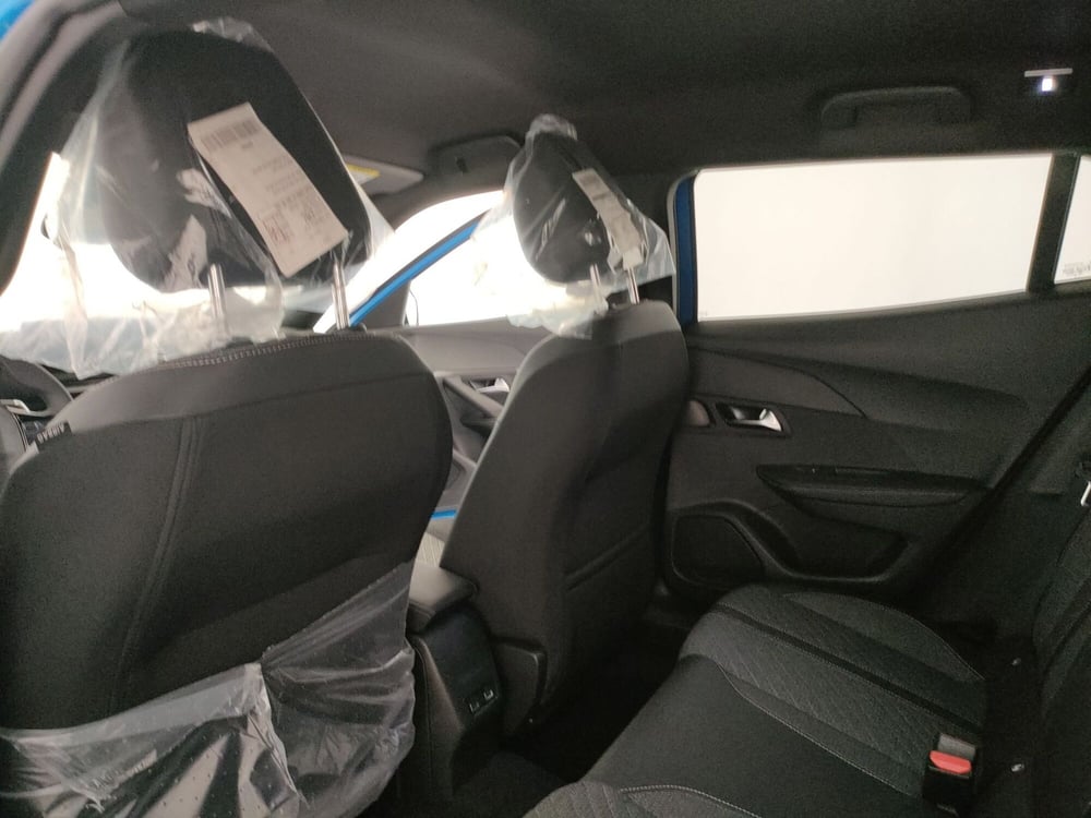 Peugeot 2008 nuova a Caserta (13)