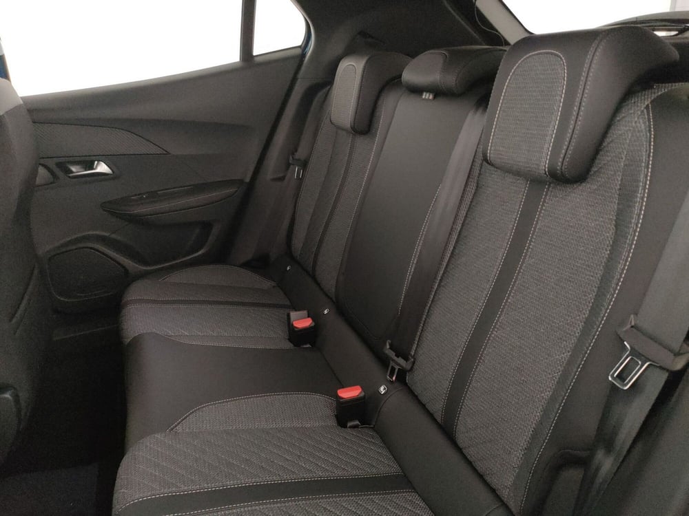 Peugeot 2008 nuova a Caserta (14)