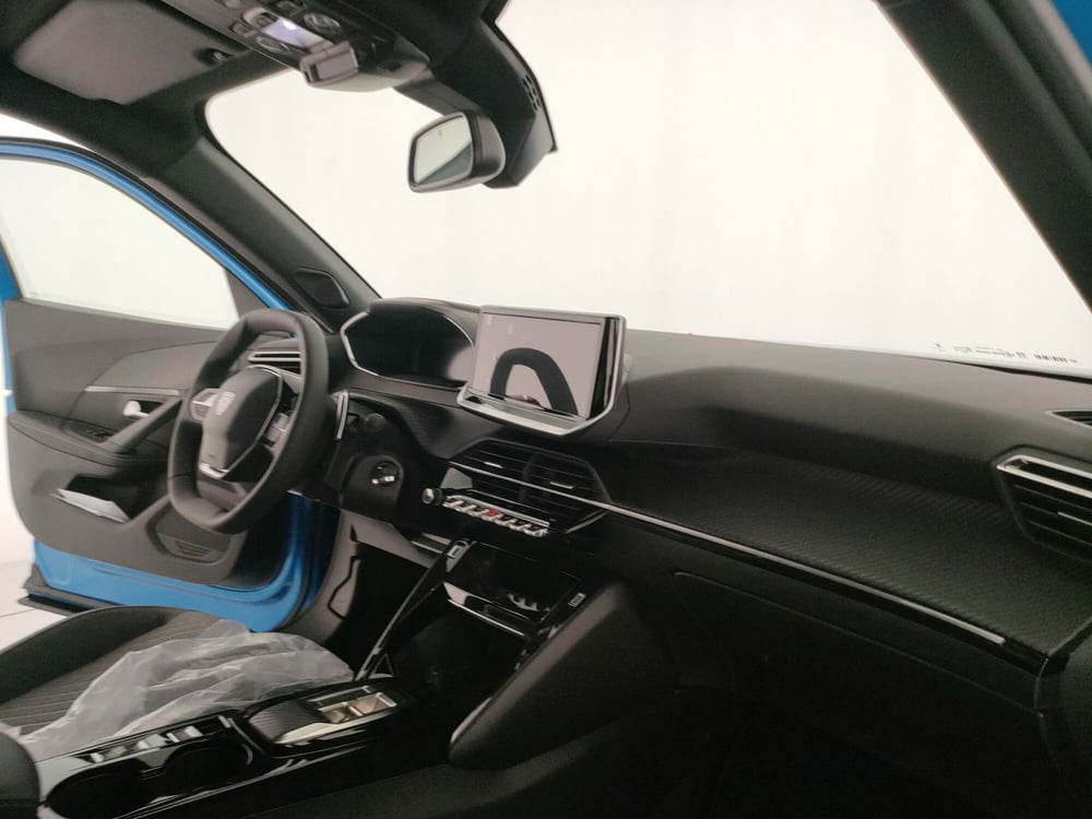 Peugeot 2008 nuova a Caserta (17)