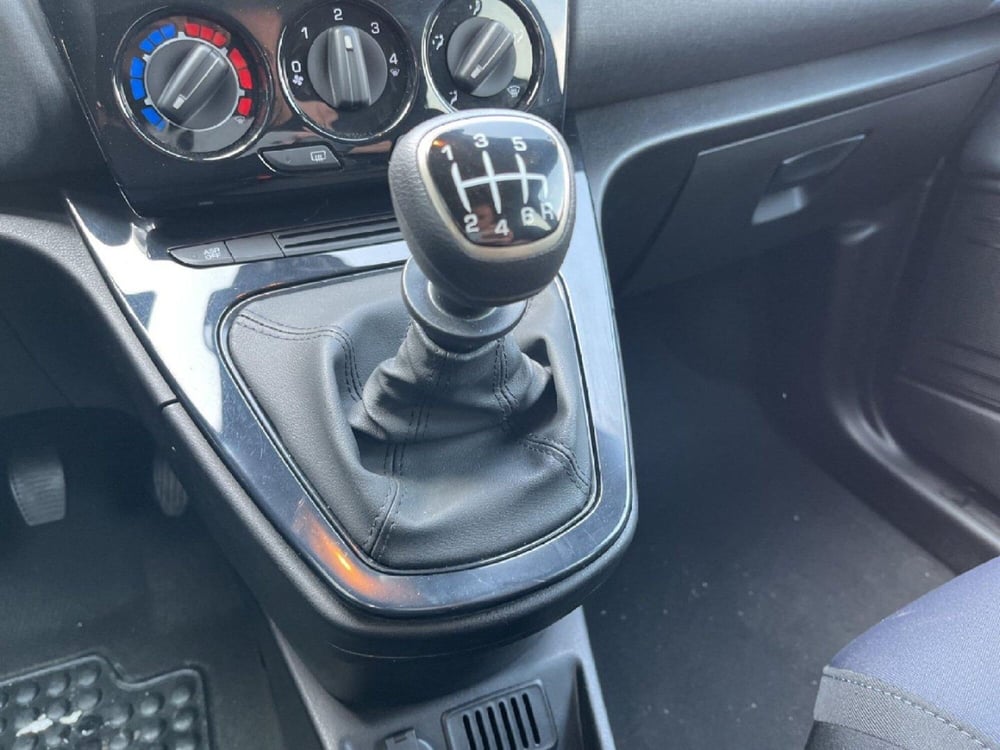 Lancia Ypsilon usata a Torino (14)