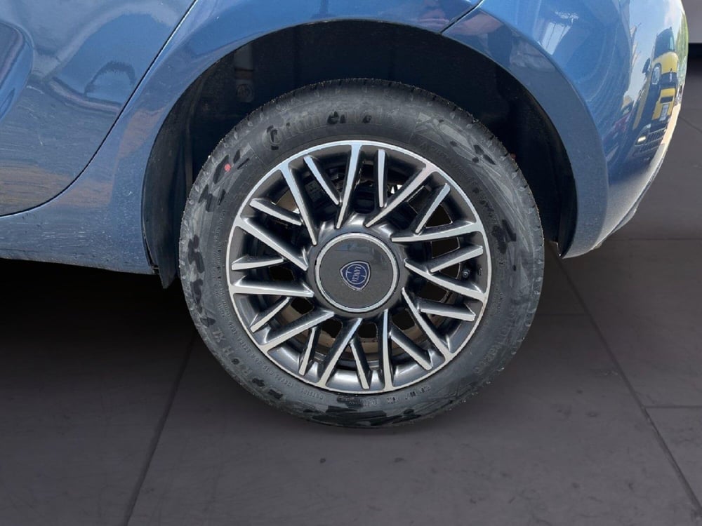 Lancia Ypsilon usata a Torino (7)