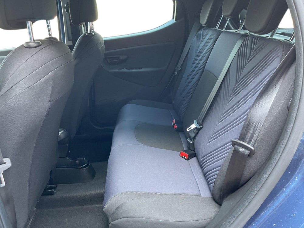 Lancia Ypsilon usata a Torino (8)
