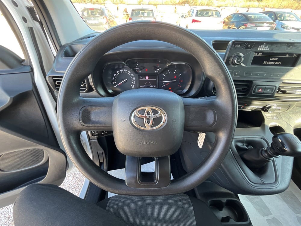 Toyota Proace City Furgone usata a Ragusa (11)