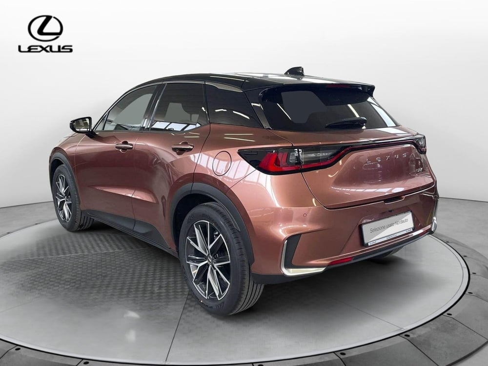 Lexus LBX usata a Treviso (5)