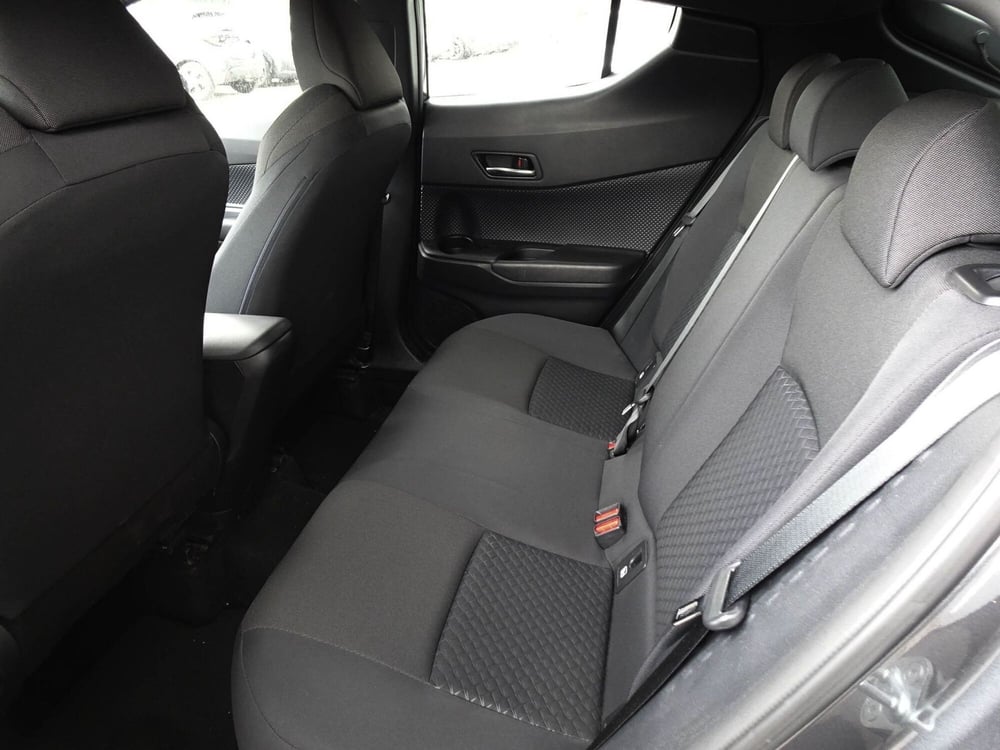 Toyota Toyota C-HR usata a Treviso (11)