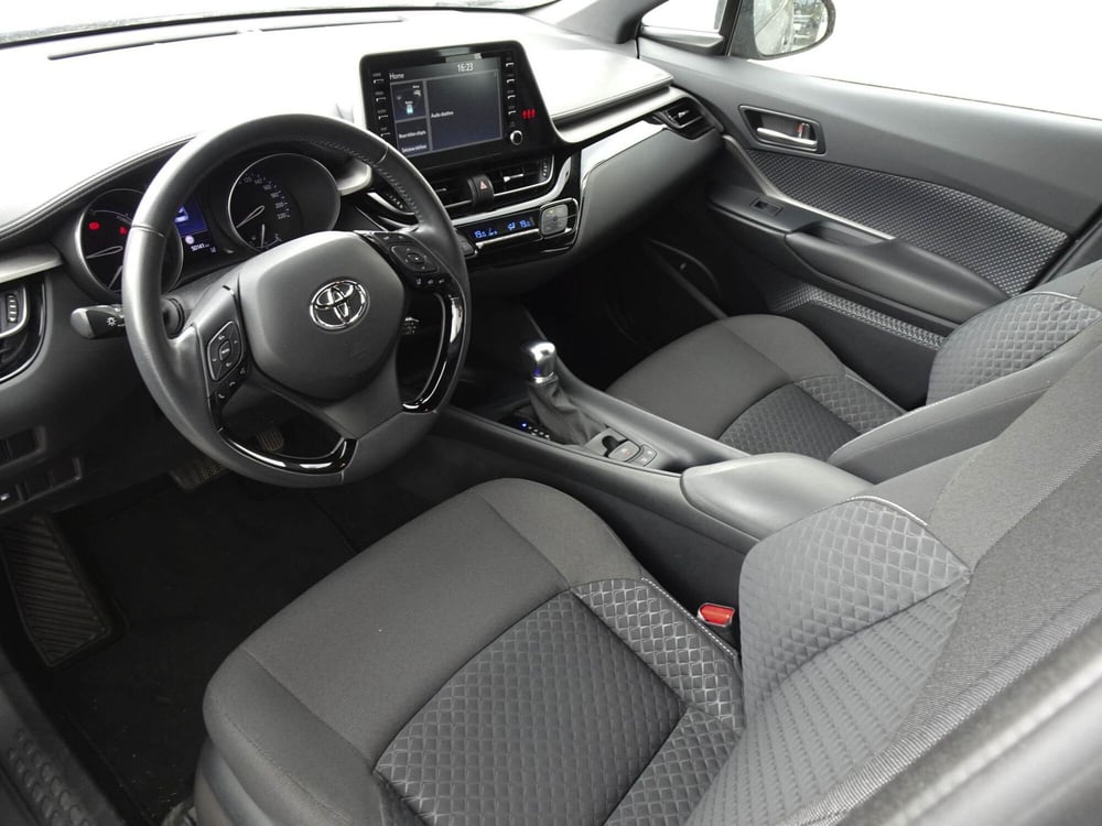 Toyota Toyota C-HR usata a Treviso (9)
