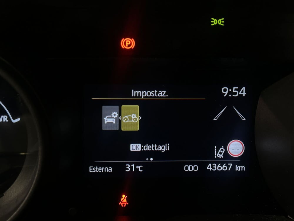 Toyota Yaris usata a Milano (13)