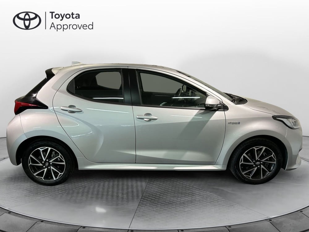Toyota Yaris usata a Milano (14)
