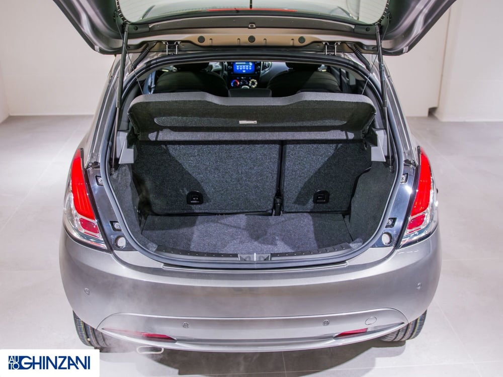 Lancia Ypsilon usata a Bergamo (12)